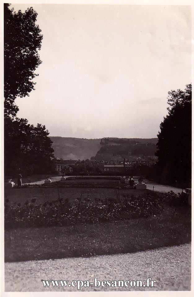 BESANÇON - Près de la gare Viotte - Am Bahnhof - Photo allemande - années 1940